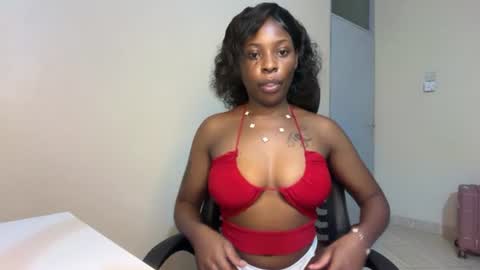 Snapshot of soft_nicole chatting on 06.14.26 soft_nicole online show from 06.14.26