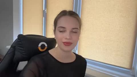 Anna online show from 03.23.26