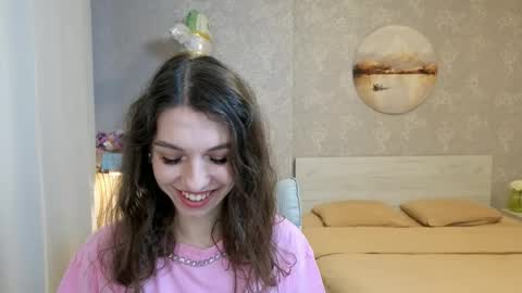 Snapshot of softwine chatting on 04.18.26 Kelly online show from 04.18.26