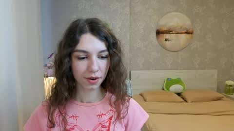 Snapshot of softwine chatting on 04.29.26 Kelly online show from 04.29.26