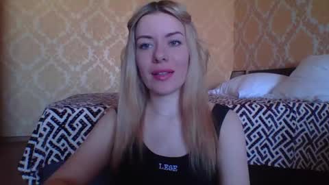 Snapshot of softy_aura chatting on 05.05.26 softy_aura online show from 05.05.26