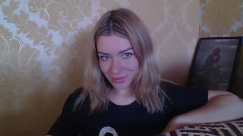 Snapshot of softy_aura chatting on 06.26.26 softy_aura online show from 06.26.26