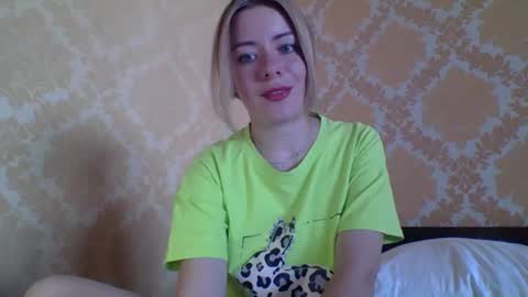 Snapshot of softy_aura chatting on 06.30.26 softy_aura online show from 06.30.26