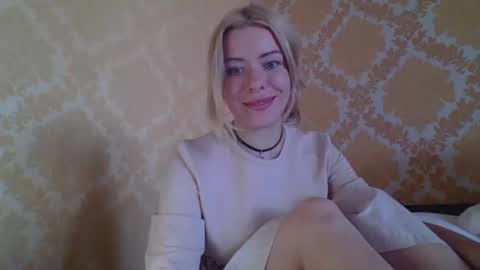 Snapshot of softy_aura chatting on 07.20.26 softy_aura online show from 07.20.26