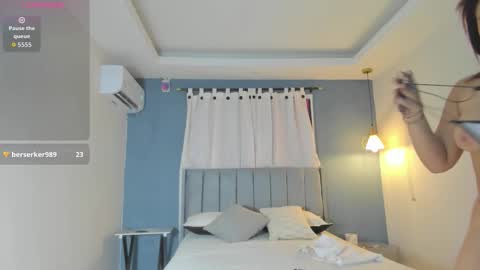 Laura online show from 02.05.26