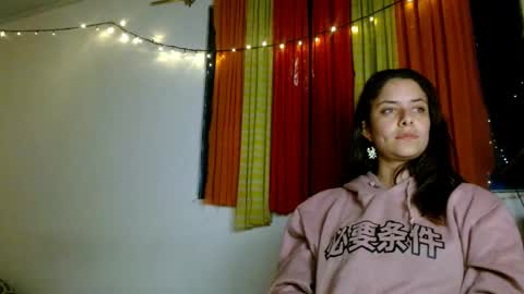 Snapshot of soka_lovers_04_ chatting on 12.19.24 Sofia online show from 12.19.24