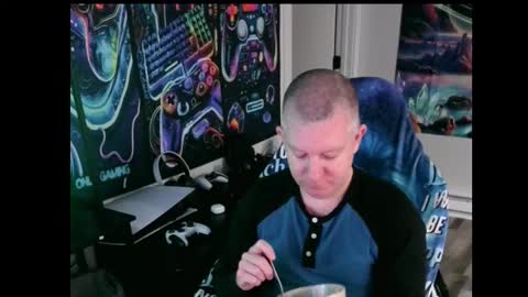 Snapshot of solarlunar1 chatting on 02.19.26 just ask online show from 02.19.26