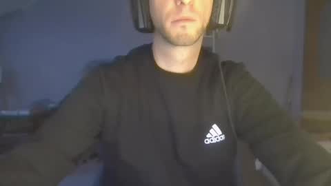 Snapshot of solid_flow chatting on 11.23.25 solid_flow online show from 11.23.25