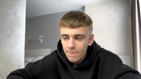 Snapshot of solofury chatting on 02.01.26 Jett online show from 02.01.26