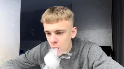 Snapshot of solofury chatting on 02.12.26 Jett online show from 02.12.26