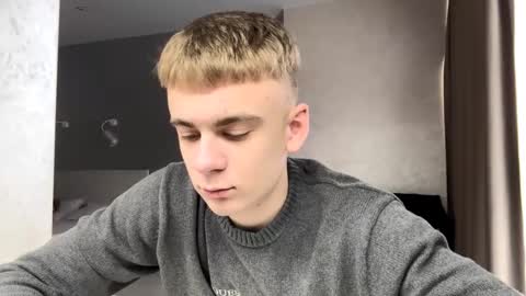 Snapshot of solofury chatting on 02.14.26 Jett online show from 02.14.26