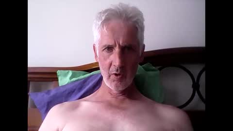 Snapshot of soloman1969 chatting on 01.06.25 Soloman online show from 01.06.25