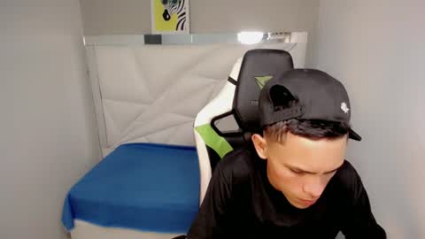ESTEBAN online show from 06.26.26