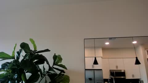 Snapshot of someonespeicial chatting on 09.28.25 someonespeicial online show from 09.28.25