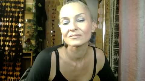 Snapshot of soniadance chatting on 07.10.26 Sonia online show from 07.10.26