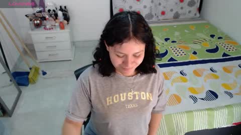 sonialatin69 online show from 04.08.26