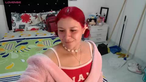 Snapshot of sonialatin69 chatting on 04.24.26 sonialatin69 online show from 04.24.26