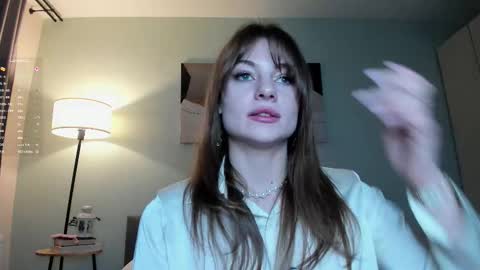 Your Lanocka 3 online show from 02.25.26