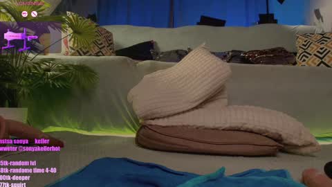 Sonya    online show from 10.18.25