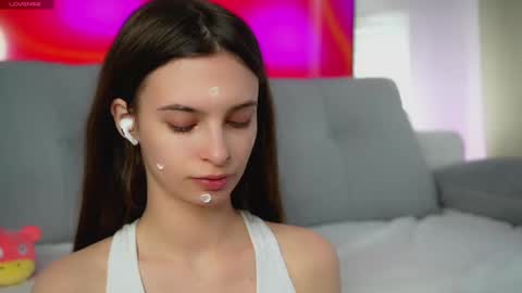 Eva 3 online show from 03.05.25