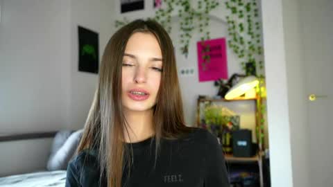 Snapshot of sonyaericsson chatting on 05.27.26 Eva 3 online show from 05.27.26