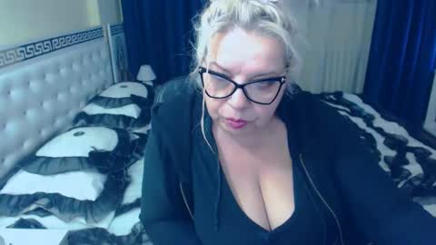 Sonya online show from 12.19.24