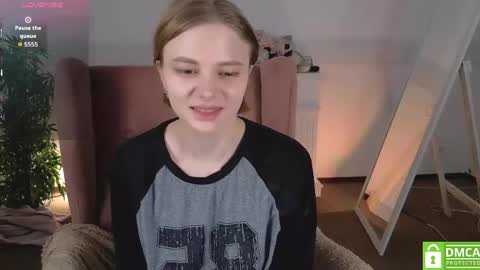 Snapshot of sookonstellita chatting on 05.20.26 Litta online show from 05.20.26
