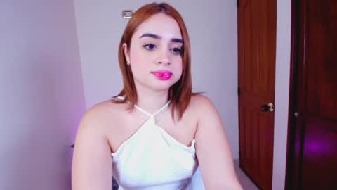 Snapshot of soph1a_roy chatting on 03.28.26 Sophia Roy online show from 03.28.26