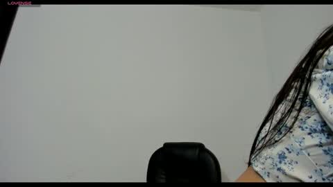 Snapshot of sophia_118 chatting on 11.23.25 sophia_118 online show from 11.23.25