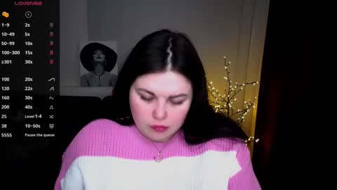 sophia__olsen online show from 02.13.25