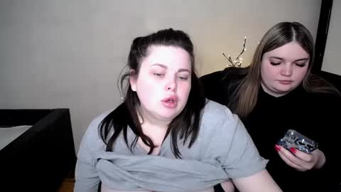 Snapshot of sophia__olsen chatting on 05.06.26 sophia__olsen online show from 05.06.26