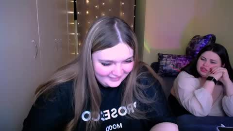 Snapshot of sophia__olsen chatting on 05.26.26 sophia__olsen online show from 05.26.26