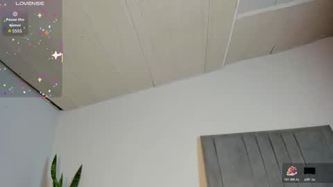 Snapshot of sophia_ebony___ chatting on 10.18.25 sophia_ebony___ online show from 10.18.25