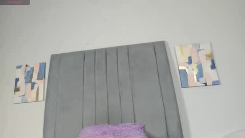 Snapshot of sophia_ebony___ chatting on 04.29.26 sophia_ebony___ online show from 04.29.26
