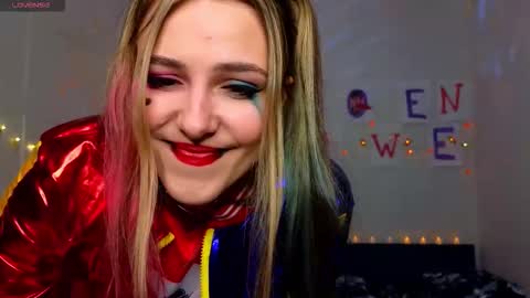 Sophia online show from 10.31.25