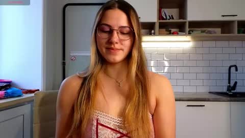 Sophia online show from 02.08.26