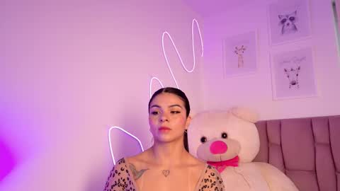 Sophia Carson online show from 11.27.25