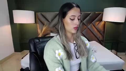 Sofia online show from 03.08.25