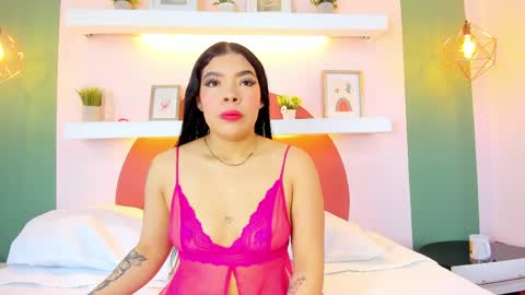 Sophi online show from 04.10.26