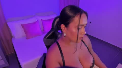 sophia_solerr online show from 05.16.26