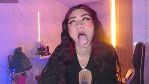 Sophia online show from 12.17.25