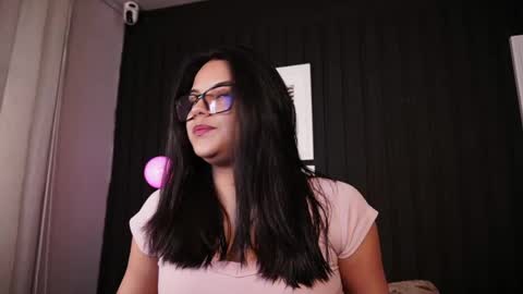 Snapshot of sophia_wilsonn_ chatting on 05.04.26 Sofi online show from 05.04.26