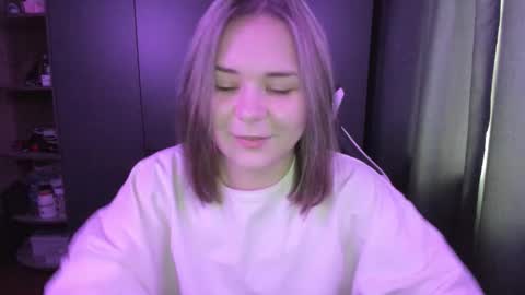 Snapshot of sophia_xi chatting on 12.21.25 Sophia online show from 12.21.25