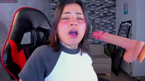 Sophia online show from 04.29.26