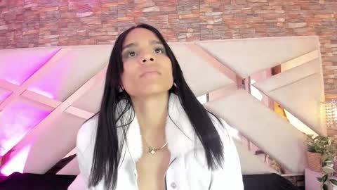 Sophia Paris online show from 12.01.25