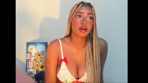 Snapshot of sophiabloss chatting on 06.17.26 Sophie online show from 06.17.26