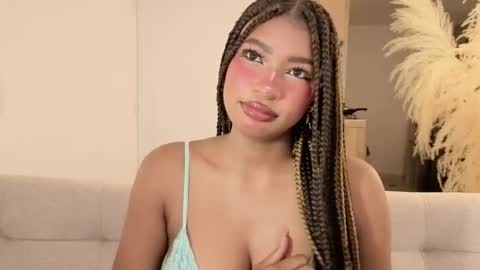 Snapshot of sophiabloss1 chatting on 02.06.26 Sophia online show from 02.06.26