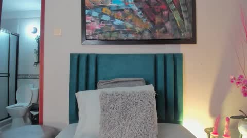 Snapshot of sophiacolliins chatting on 09.13.25 sophiacolliins online show from 09.13.25