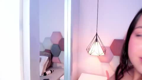 Snapshot of sophiacolliins chatting on 09.27.25 sophiacolliins online show from 09.27.25