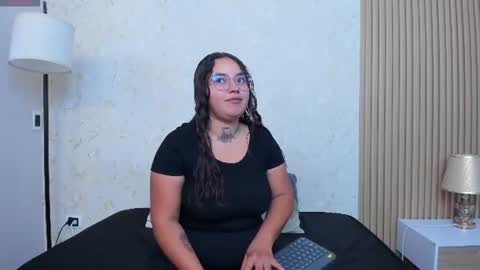 Sophia online show from 06.20.26